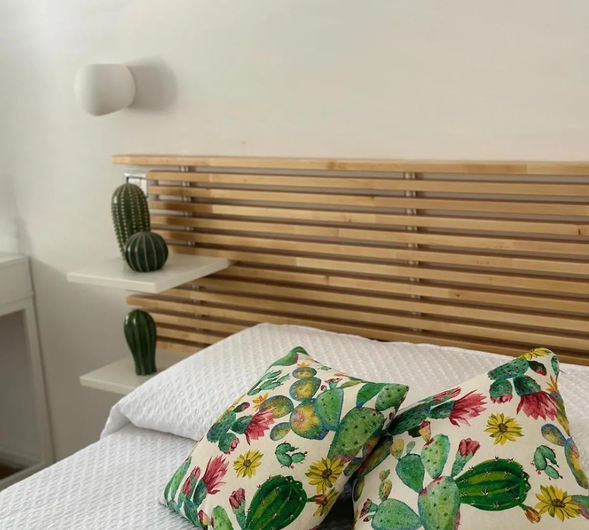 Madre Terra Apartment & Rooms Terrasini