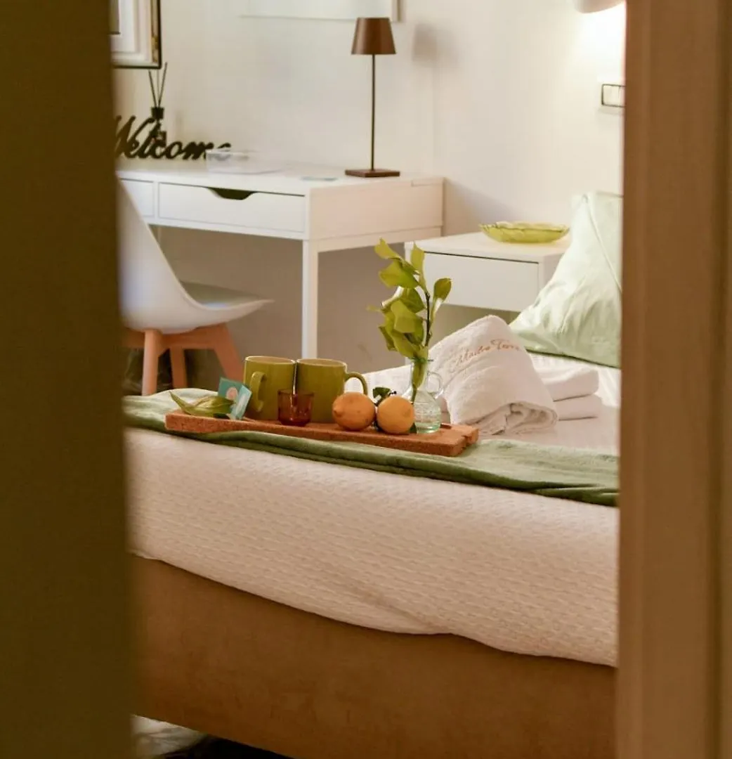 Guest house Madre Terra Apartment & Rooms Terrasini