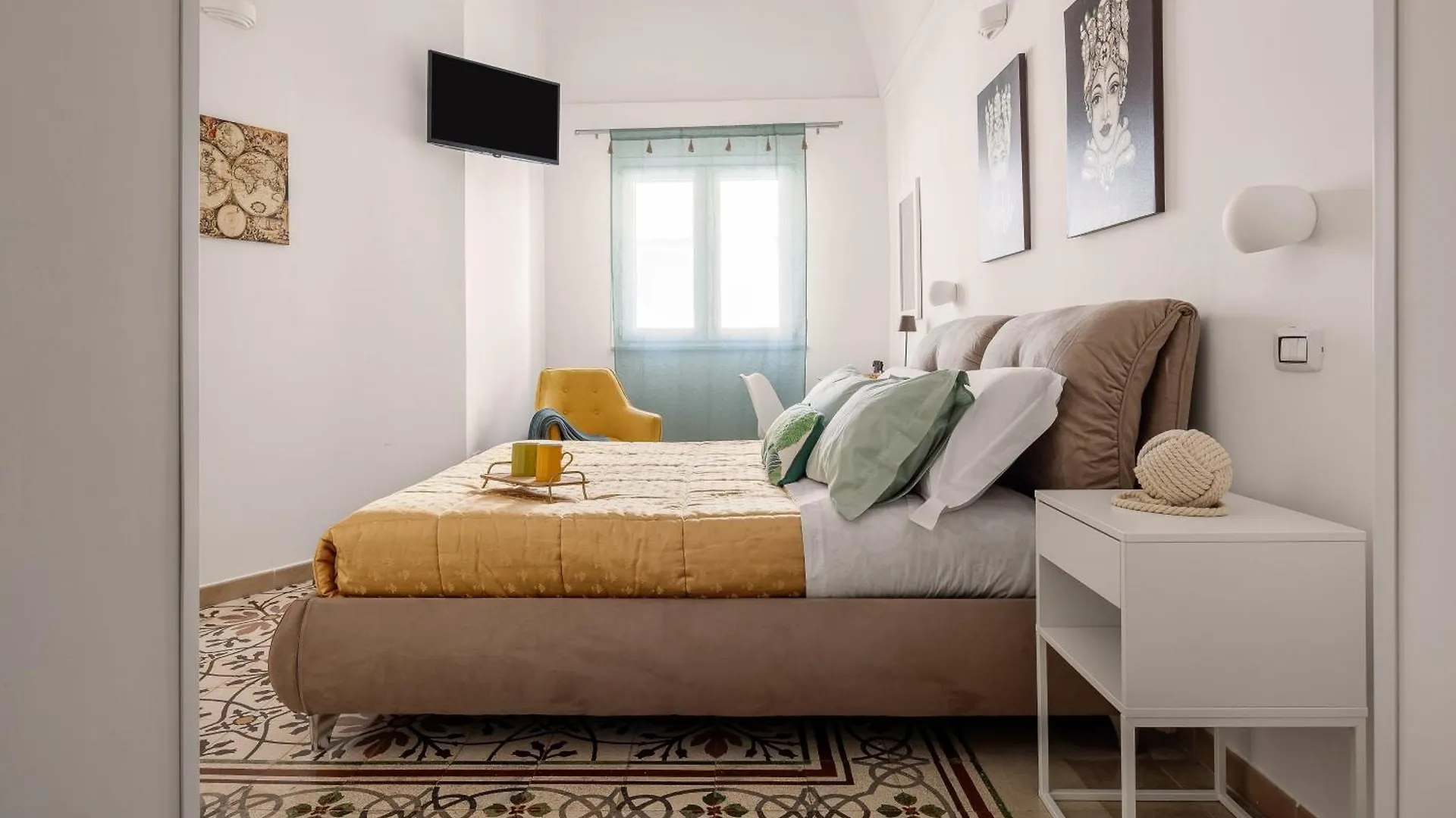 Affittacamere Madre Terra Airport Rooms And Suites Terrasini